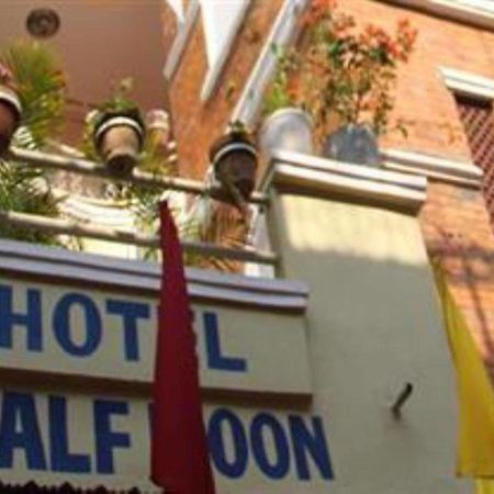 Hotel Half Moon Pokhara Exterior foto